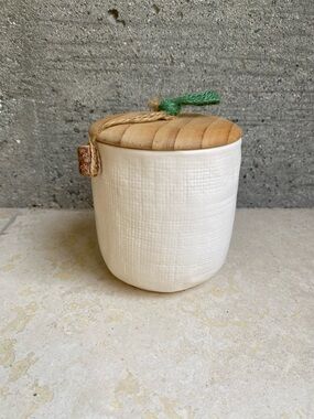 Container (read description)